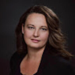 Meet your Posher, Carrie